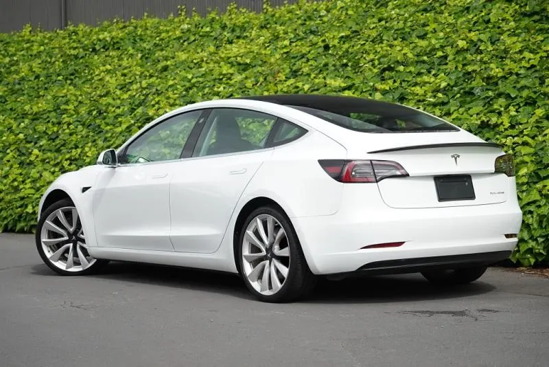 2021 Tesla Model 3 Long Range AWD (82kWh), photo 7