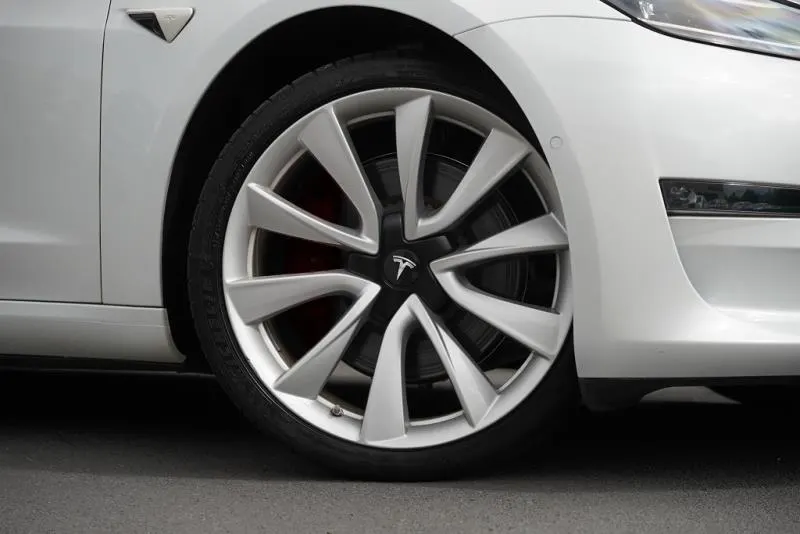 2021 Tesla Model 3 Long Range AWD (82kWh), photo 8