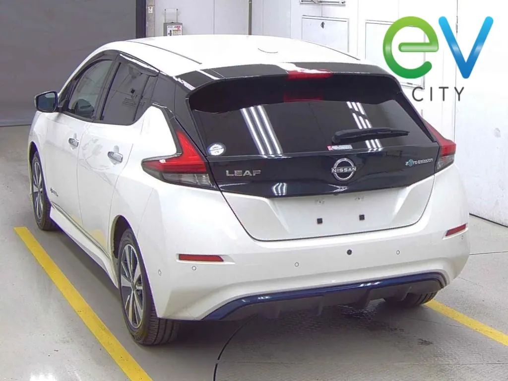 2021 Nissan Leaf X (40kWh), photo 3