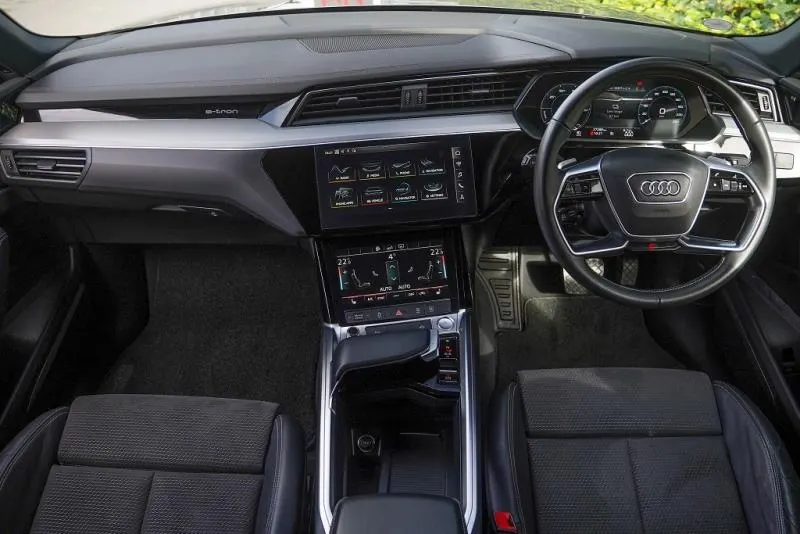 2021 Audi e-tron Sportback 55 S Line (95kWh), photo 9