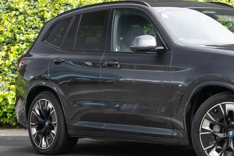 2023 BMW iX3 M Sport (80kWh) — photo 6