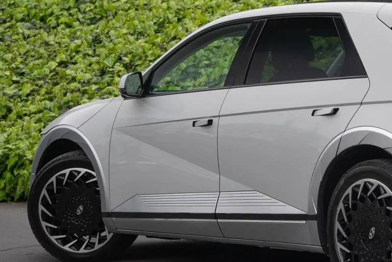 2023 Hyundai Ioniq 5 Lounge 72.6kWh AWD — photo 8