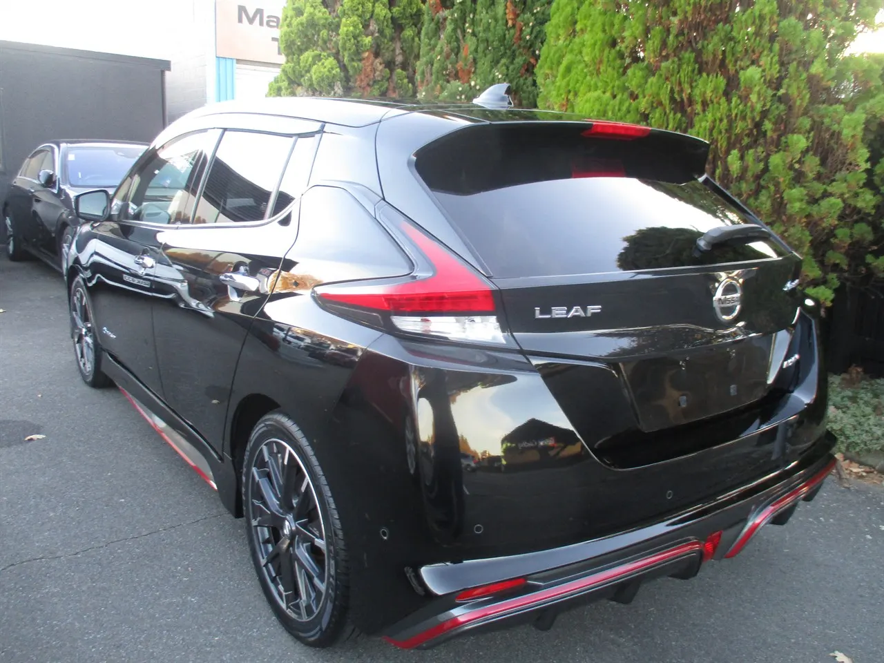 2021 Nissan Leaf 40G Nismo — photo 5