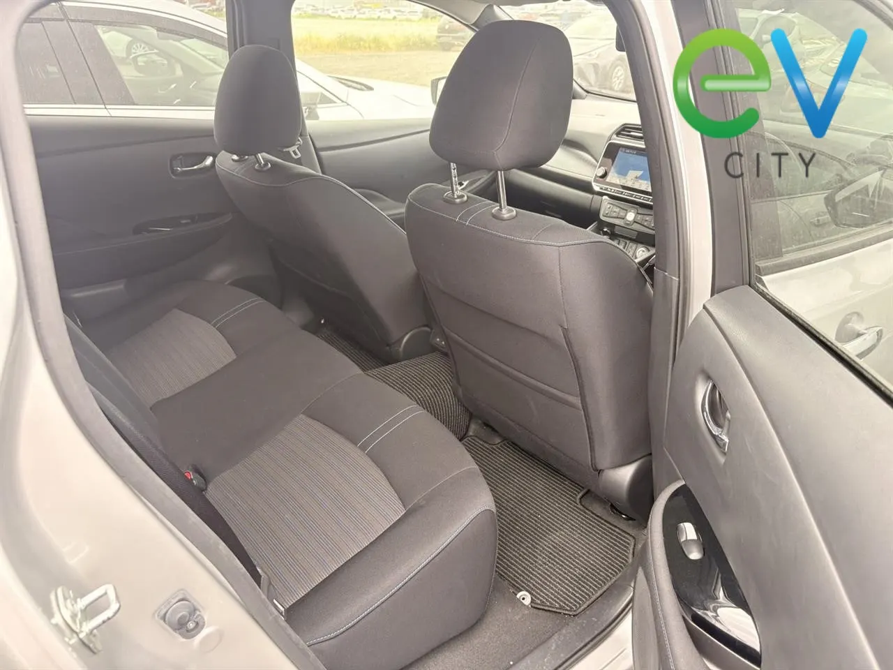 2021 Nissan Leaf X E+ (62kWh) — photo 7