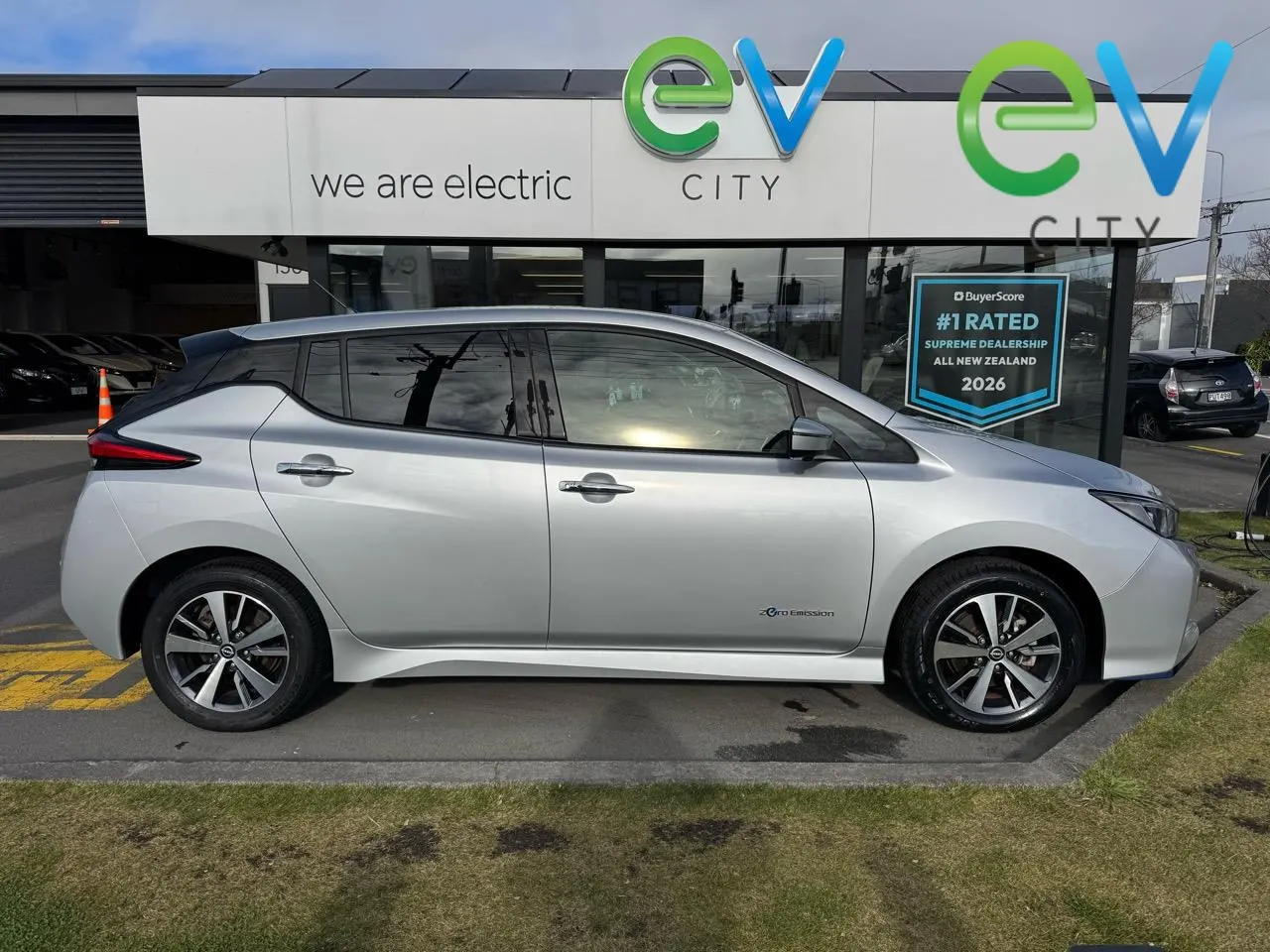 2021 Nissan Leaf X E+ (62kWh) — photo 2