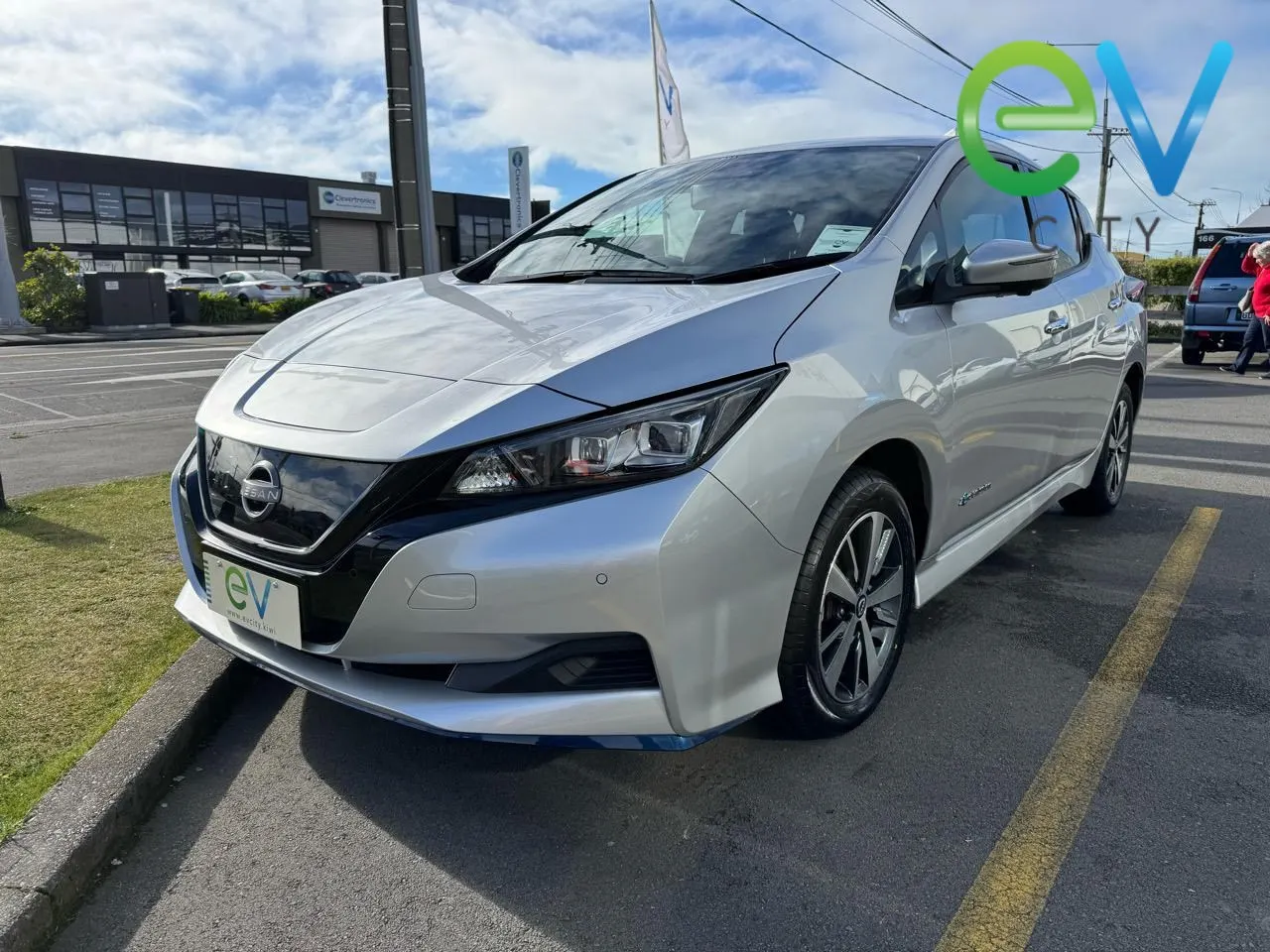 2021 Nissan Leaf X E+ (62kWh) — photo 7