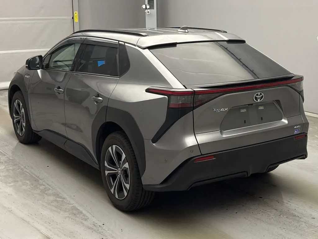 2023 Toyota bZ4X Z 4WD — photo 5