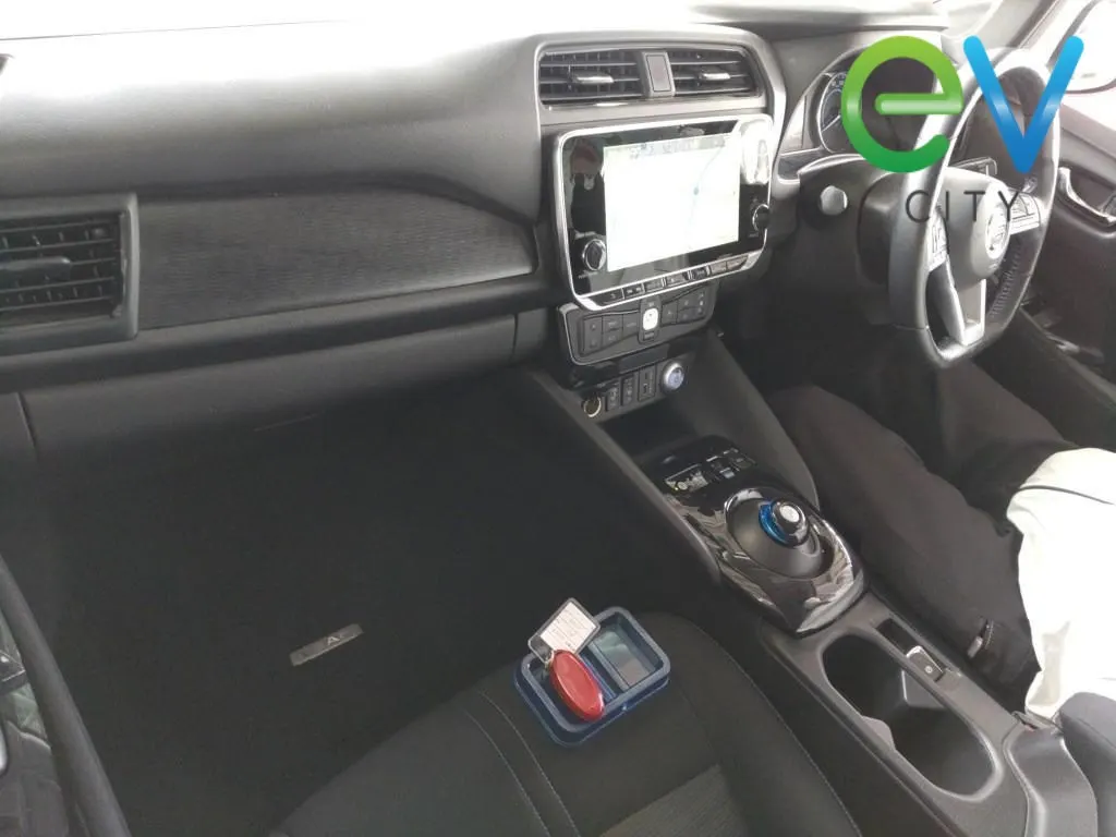 2020 Nissan LEAF X 40kWh With Pro Pilot, 360 Camera — photo 5