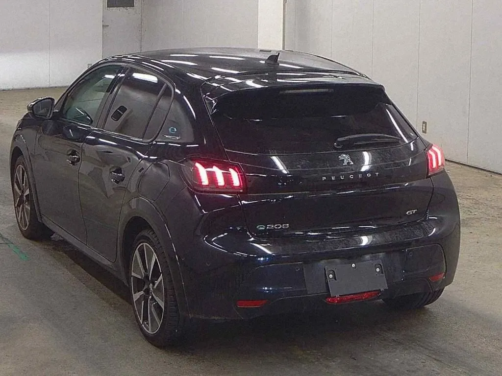 2021 Peugeot e-208 GT Full Electric — photo 2