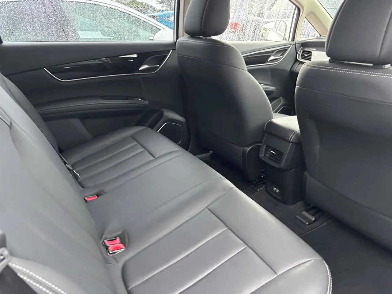 2022 BYD e6 GL Gen2 (71.7kWh) — photo 5