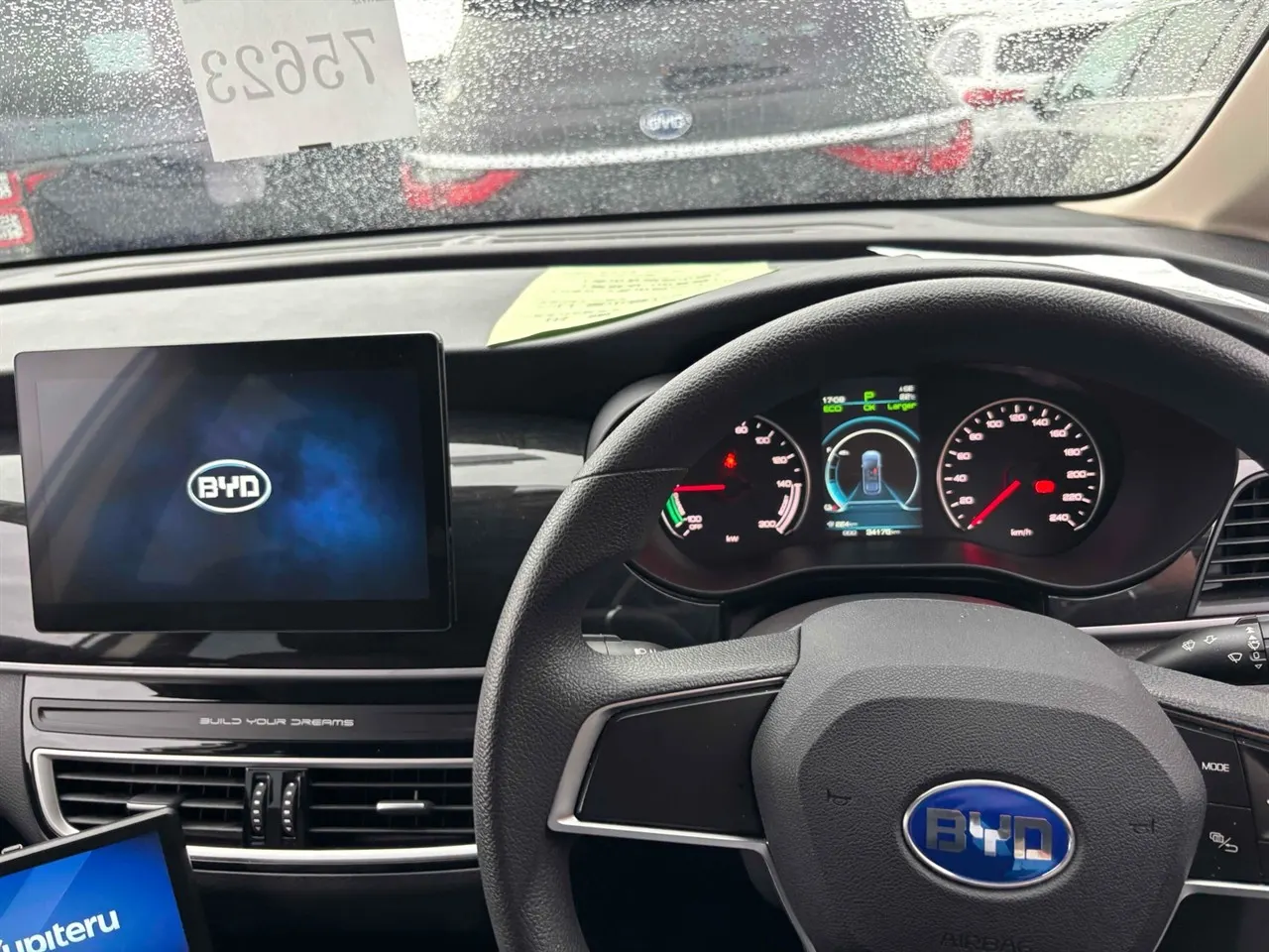 2022 BYD e6 GL Gen2 (71.7kWh) — photo 4