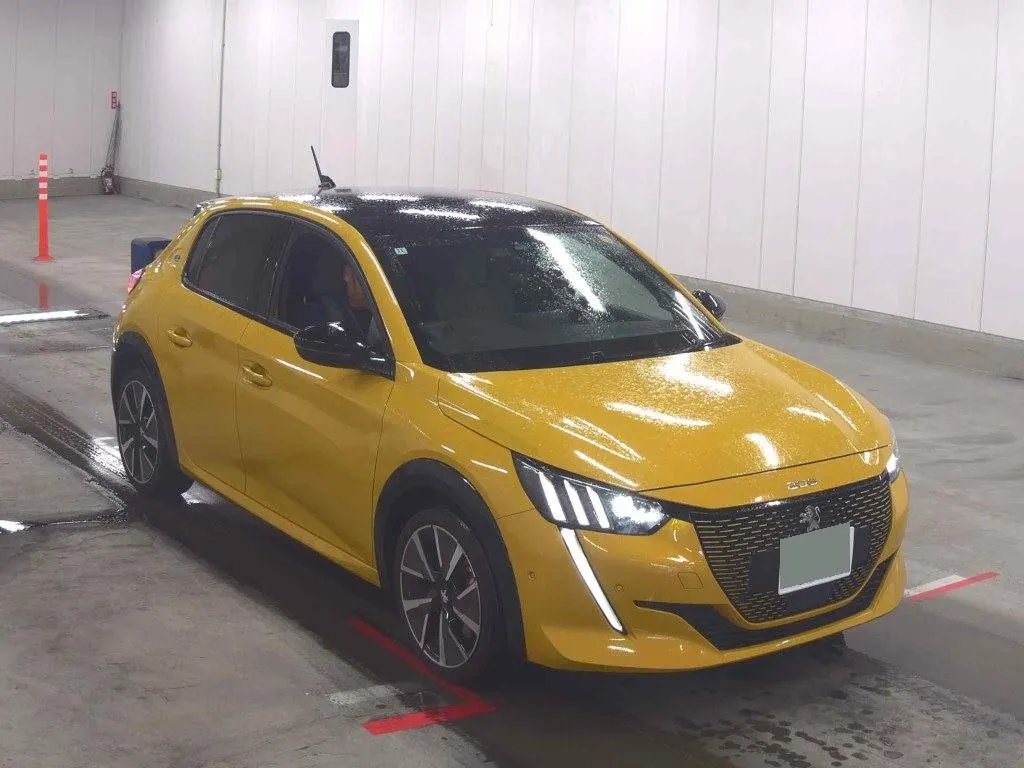 2020 Peugeot e-208 GT Line — photo 2