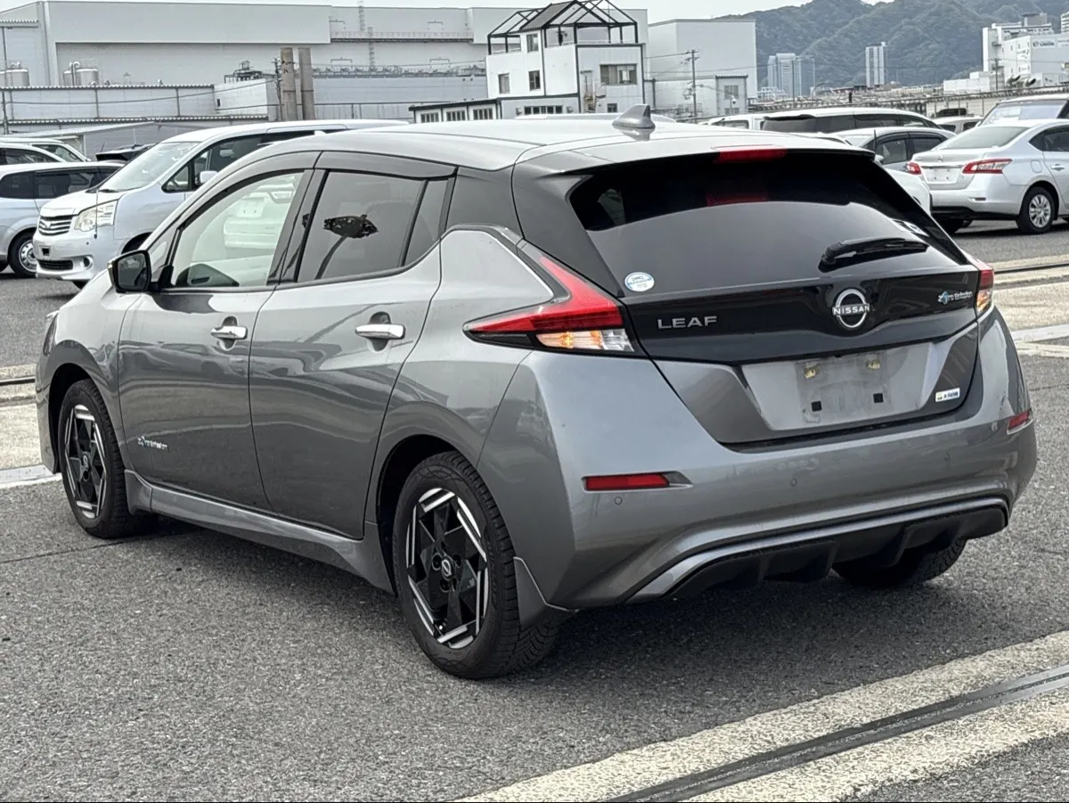 2022 Nissan Leaf X (40kWh), photo 5