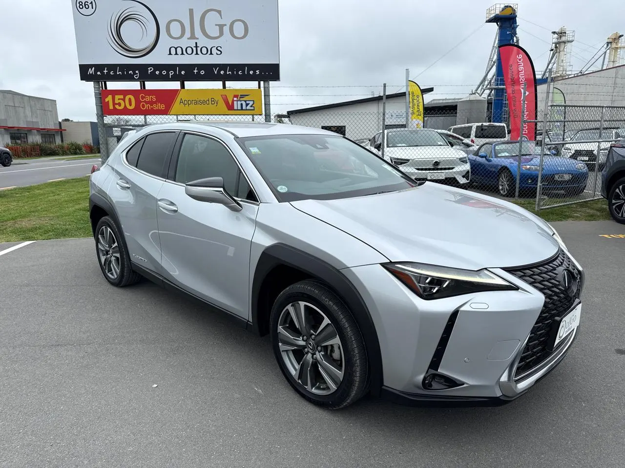 2021 Lexus UX 300e UX300e Ver. C EV Low KMs 360-camera, photo 2