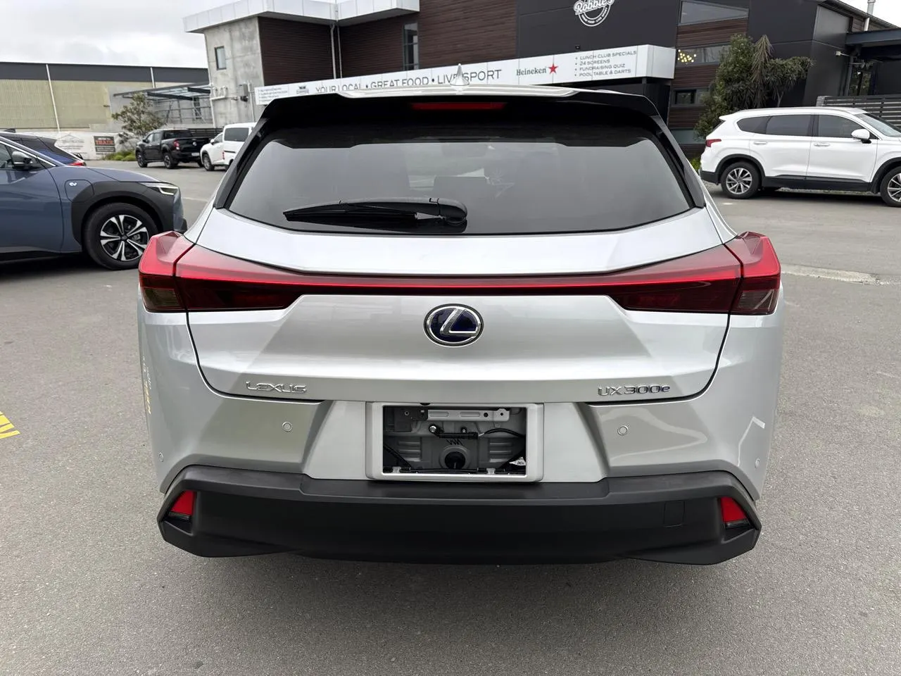 2021 Lexus UX 300e UX300e Ver. C EV Low KMs 360-camera, photo 7