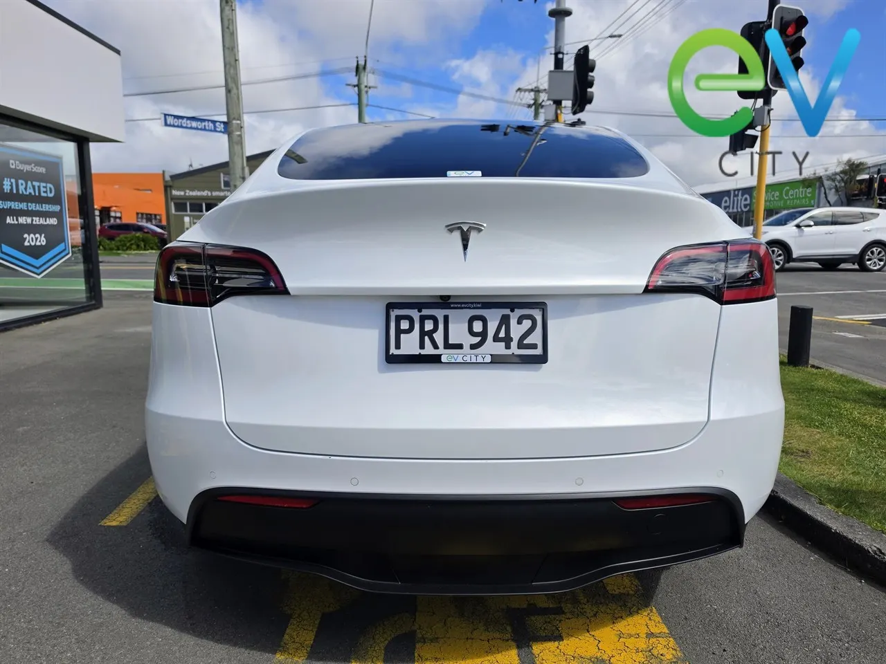 2023 Tesla Model Y Rear Wheel Drive, photo 5