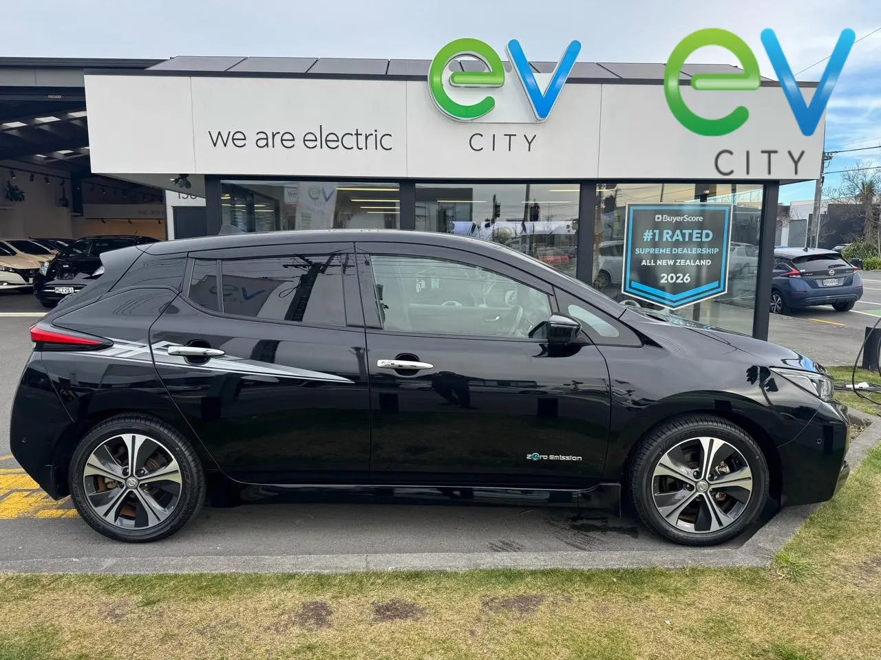 2018 Nissan LEAF G 40kWh Pro Pilot, 360 Camera — photo 2
