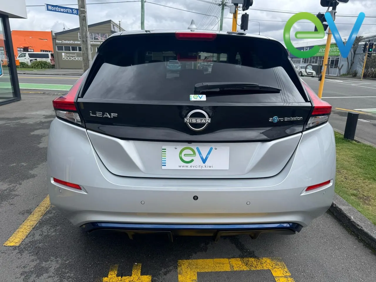 2021 Nissan LEAF X E+ 62kWh With Pro Pilot & 360 Camera — photo 4