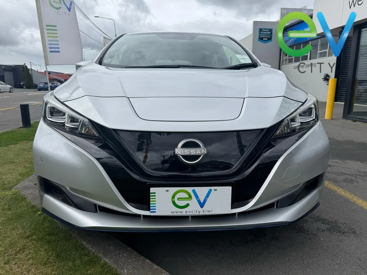 2021 Nissan LEAF X E+ 62kWh With Pro Pilot & 360 Camera — photo 8