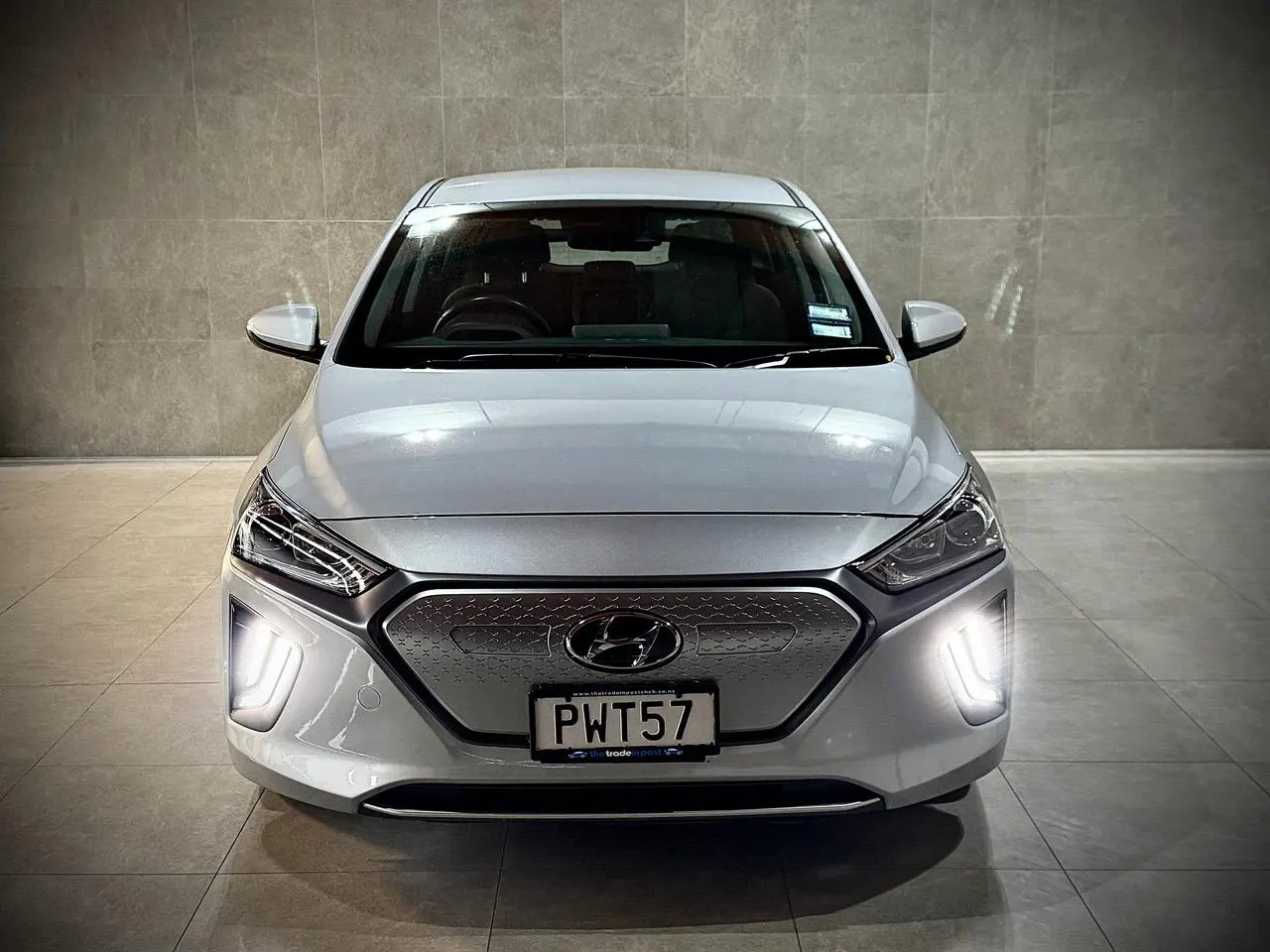 2023 Hyundai Ioniq Electric (NZ New) — photo 11