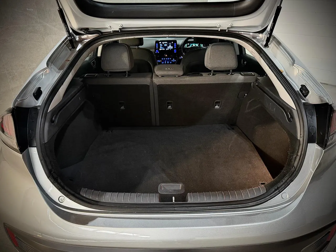 2023 Hyundai Ioniq Electric (NZ New) — photo 5