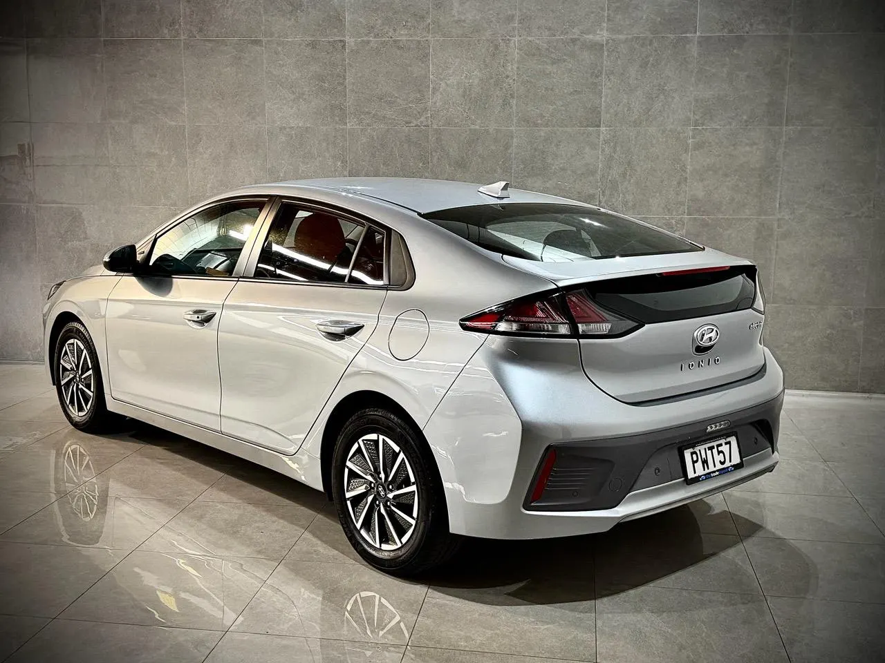 2023 Hyundai Ioniq Electric (NZ New) — photo 7