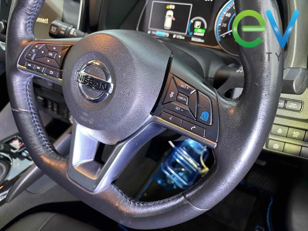 2021 Nissan LEAF X 40kWh With Pro Pilot, 360 Camera — photo 6