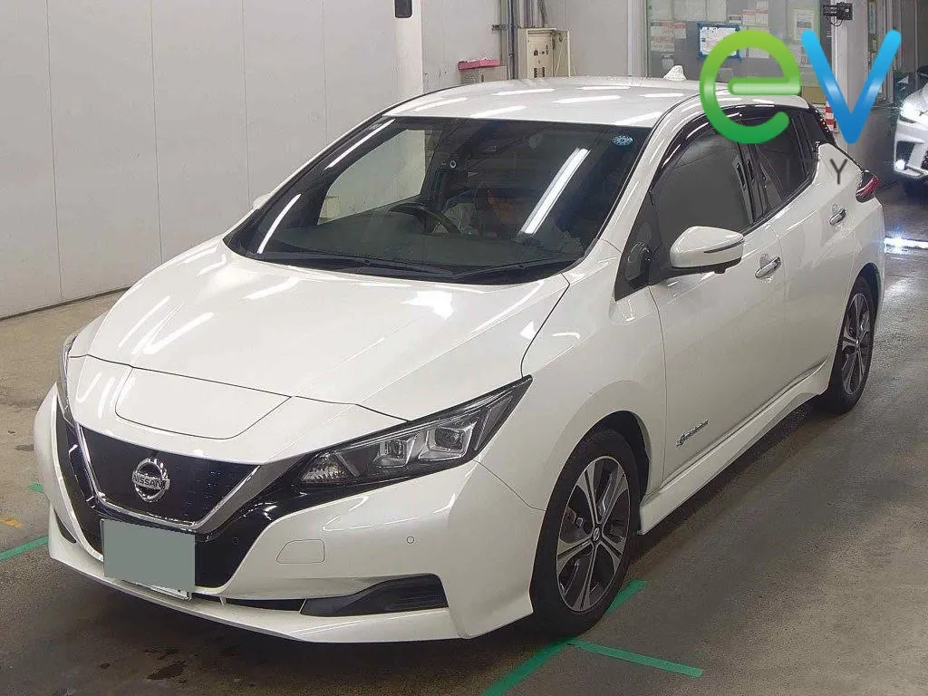 2021 Nissan LEAF X 40kWh With Pro Pilot, 360 Camera — photo 4
