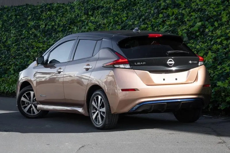 2021 Nissan Leaf e+ X (62kWh) — photo 8