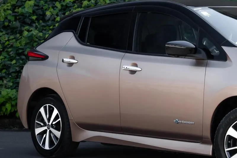 2021 Nissan Leaf e+ X (62kWh) — photo 6