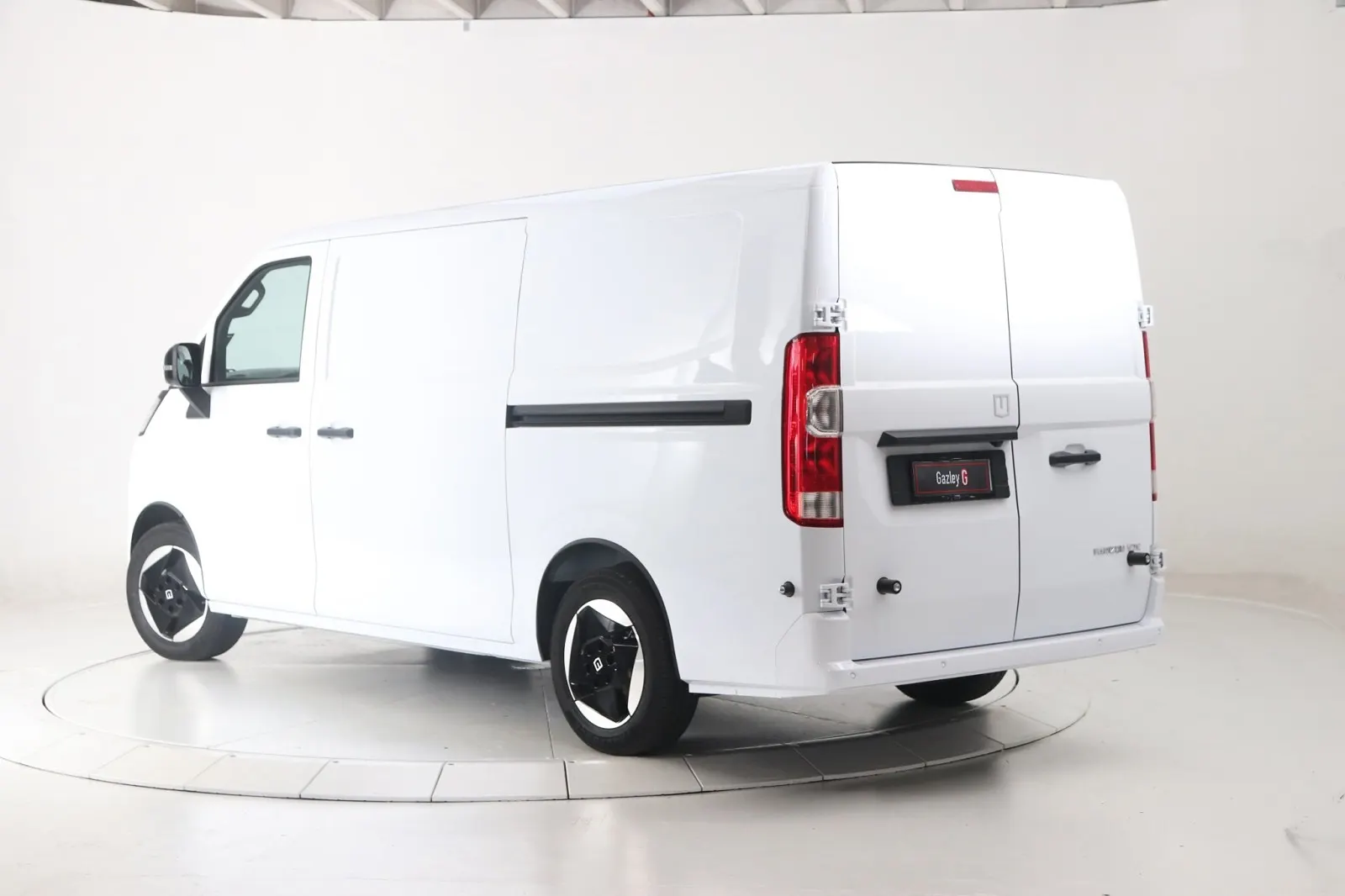 2026 Farizon V7E 67kWh, photo 4