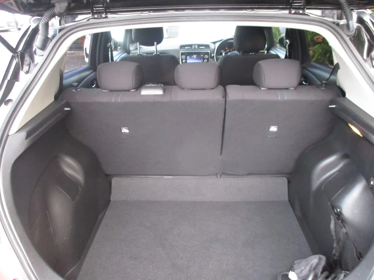 2019 Nissan Leaf e+ X (62kWh) — photo 7