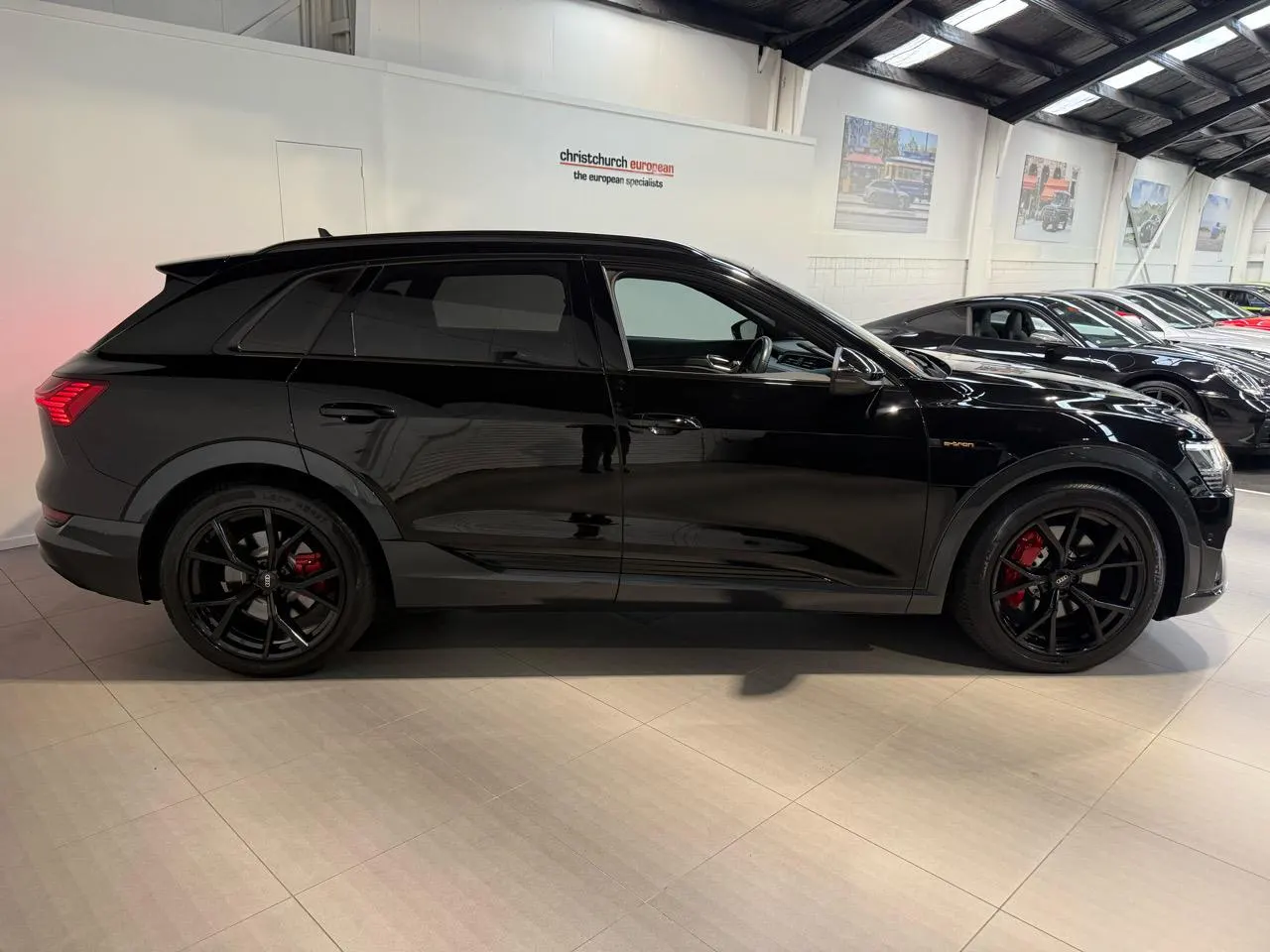 2019 Audi E-Tron Quattro 300KW 55 Launch Edition — photo 4