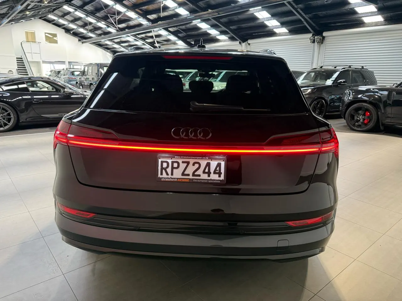 2019 Audi E-Tron Quattro 300KW 55 Launch Edition — photo 5