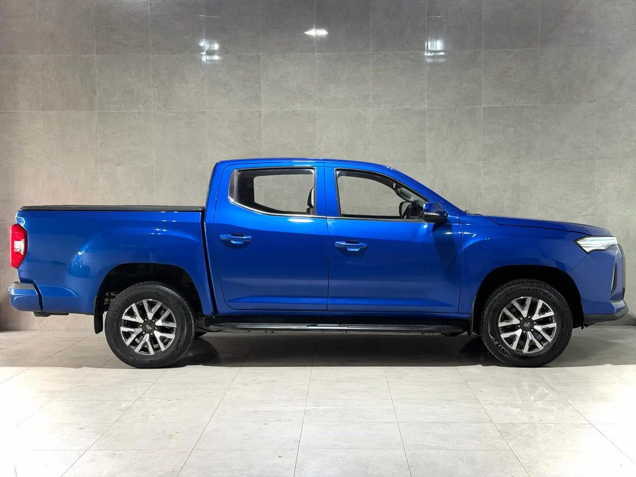 2023 LDV eT60 NZ New 89kW EV — photo 2