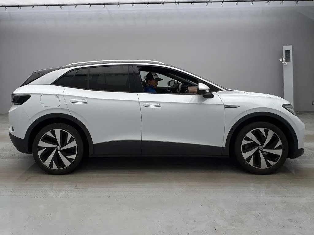 2023 Volkswagen ID.4 Pro (82kWh) — photo 3