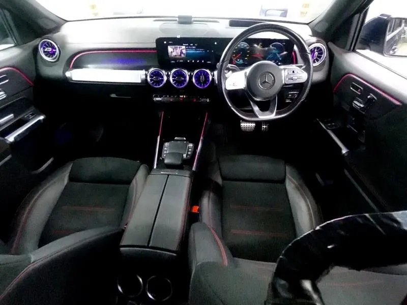 2023 Mercedes-Benz EQB 350 4Matic AMG Line (66kWh) — photo 4