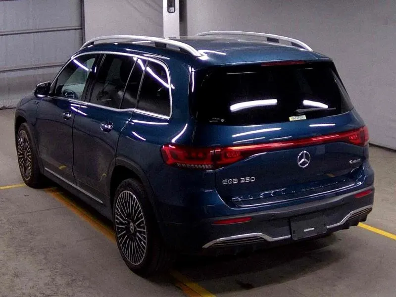 2023 Mercedes-Benz EQB 350 4Matic AMG Line (66kWh) — photo 8
