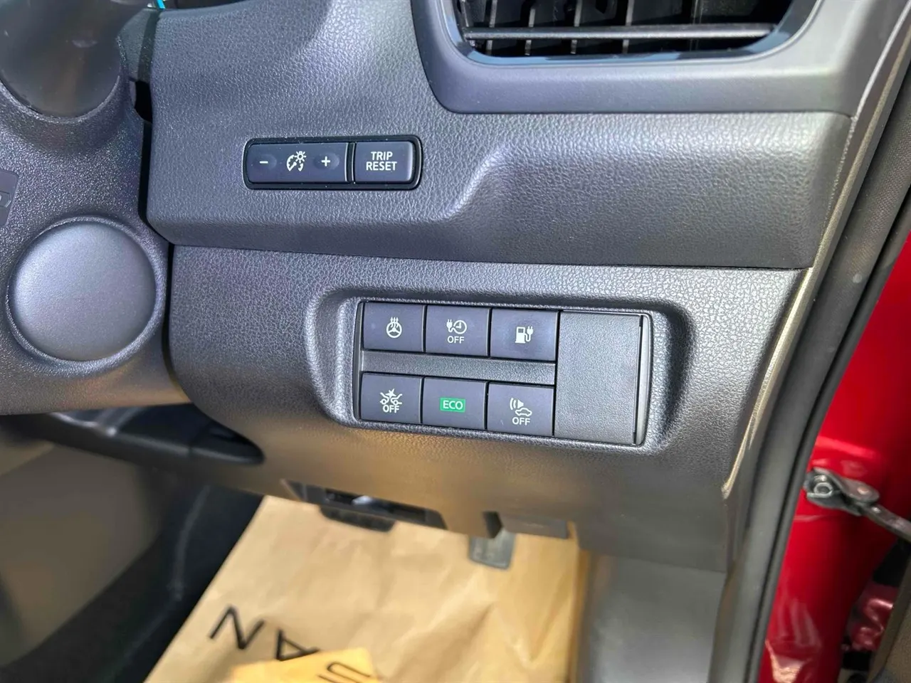 2018 Nissan Leaf 40G SOH84.2% Pro Pilot (40kWh) — photo 8