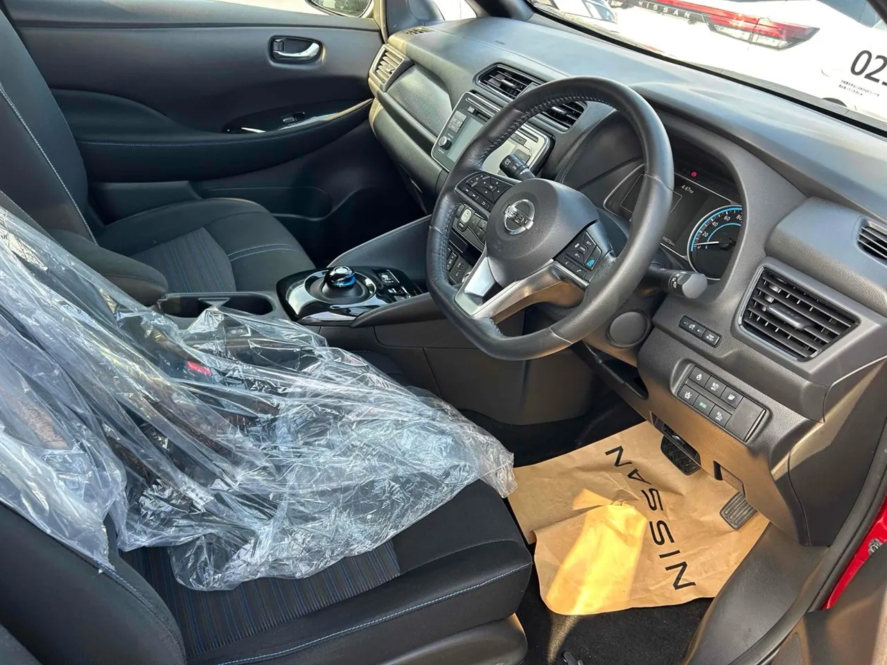 2018 Nissan Leaf 40G SOH84.2% Pro Pilot (40kWh) — photo 3