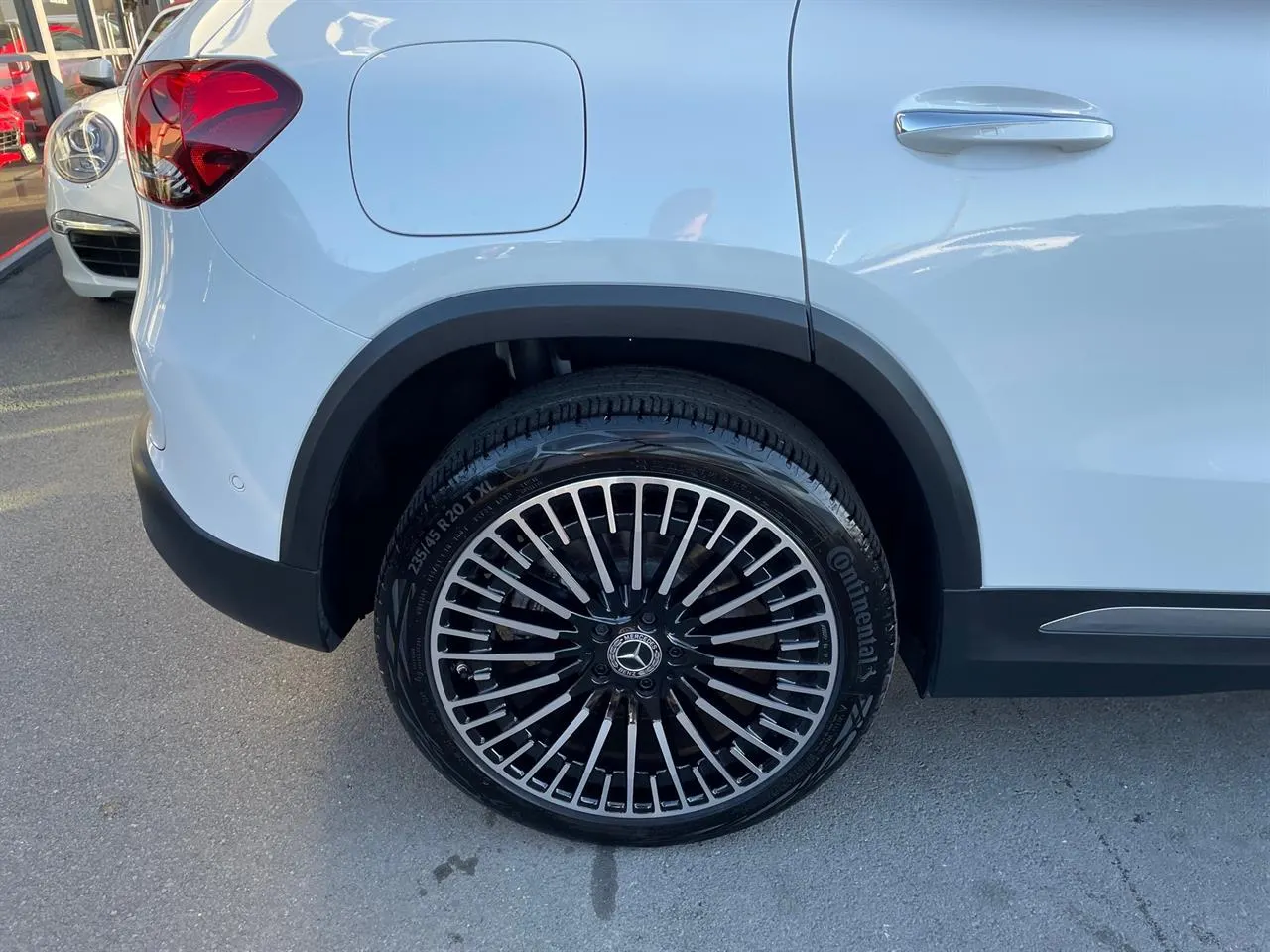 2021 Mercedes-Benz EQA 250 AMG Line — photo 5