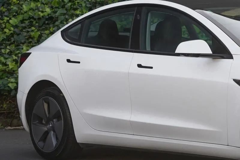 2022 Tesla Model 3 SR+ (NZ New), photo 4