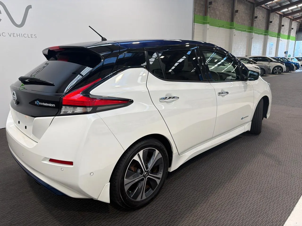 2018 Nissan Leaf G (40kWh), photo 4